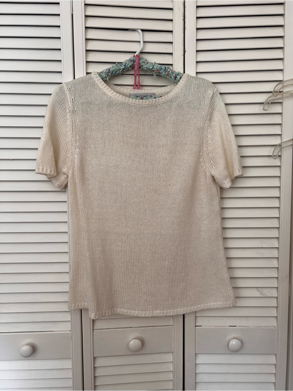 Jones Wear Cream Short-Sleeve Knit Blouse
